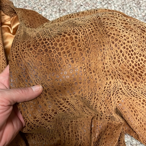 Vintage 80s/90s Danier leather jacket with peblem waist - Picture 3 of 11